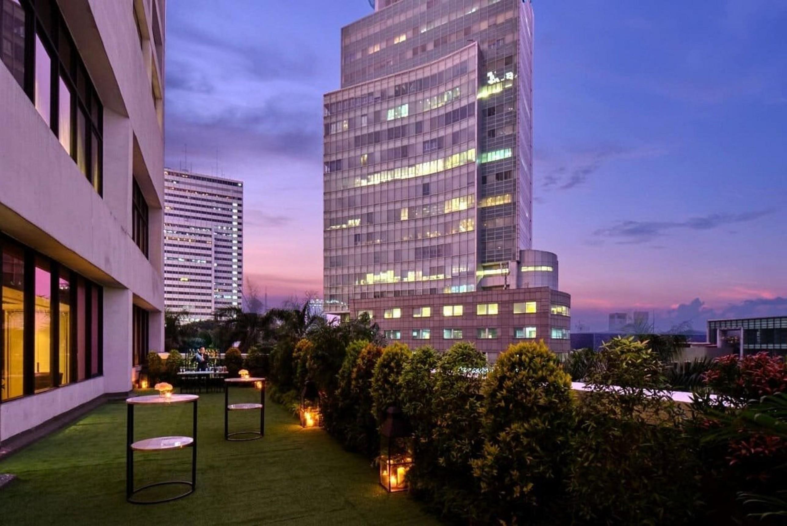 Mandarin Oriental, Jakarta Exterior photo